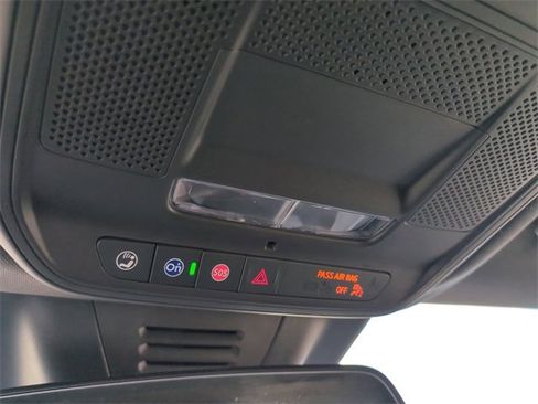 Certified 2024 Chevrolet Equinox EV RS image 23