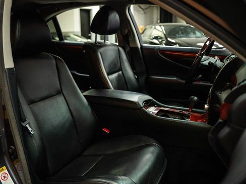 Used 2012 Lexus LS 460 AWD image 15