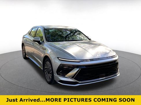 Used 2025 Hyundai Sonata SEL image 1