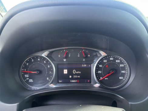Used 2021 GMC Terrain SLT w/ Infotainment Package II FWD image 14