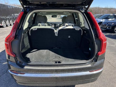 Used 2024 Volvo XC90 B6 Plus w/ Protection Package Premier image 12