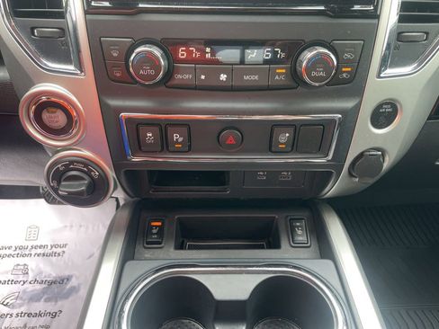 Used 2021 Nissan Titan SV w/ SV Convenience Package AWD/4WD image 19