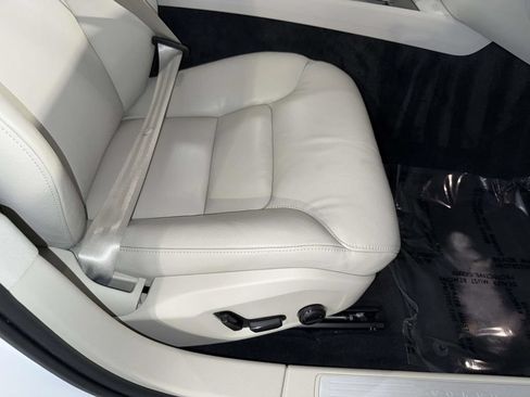 Used 2024 Volvo S60 B5 Plus w/ Climate Package FWD image 15