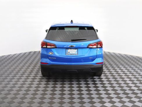 Used 2024 Chevrolet Equinox LS w/ LS Convenience Package AWD/4WD image 7