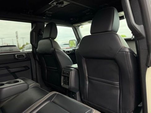 Certified 2025 Ford Bronco Outer Banks AWD/4WD image 21