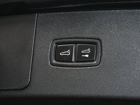 Used 2023 Porsche Cayenne GTS image 74