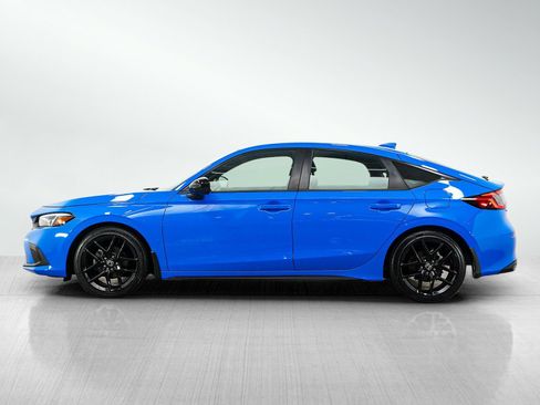 Used 2024 Honda Civic Sport image 2
