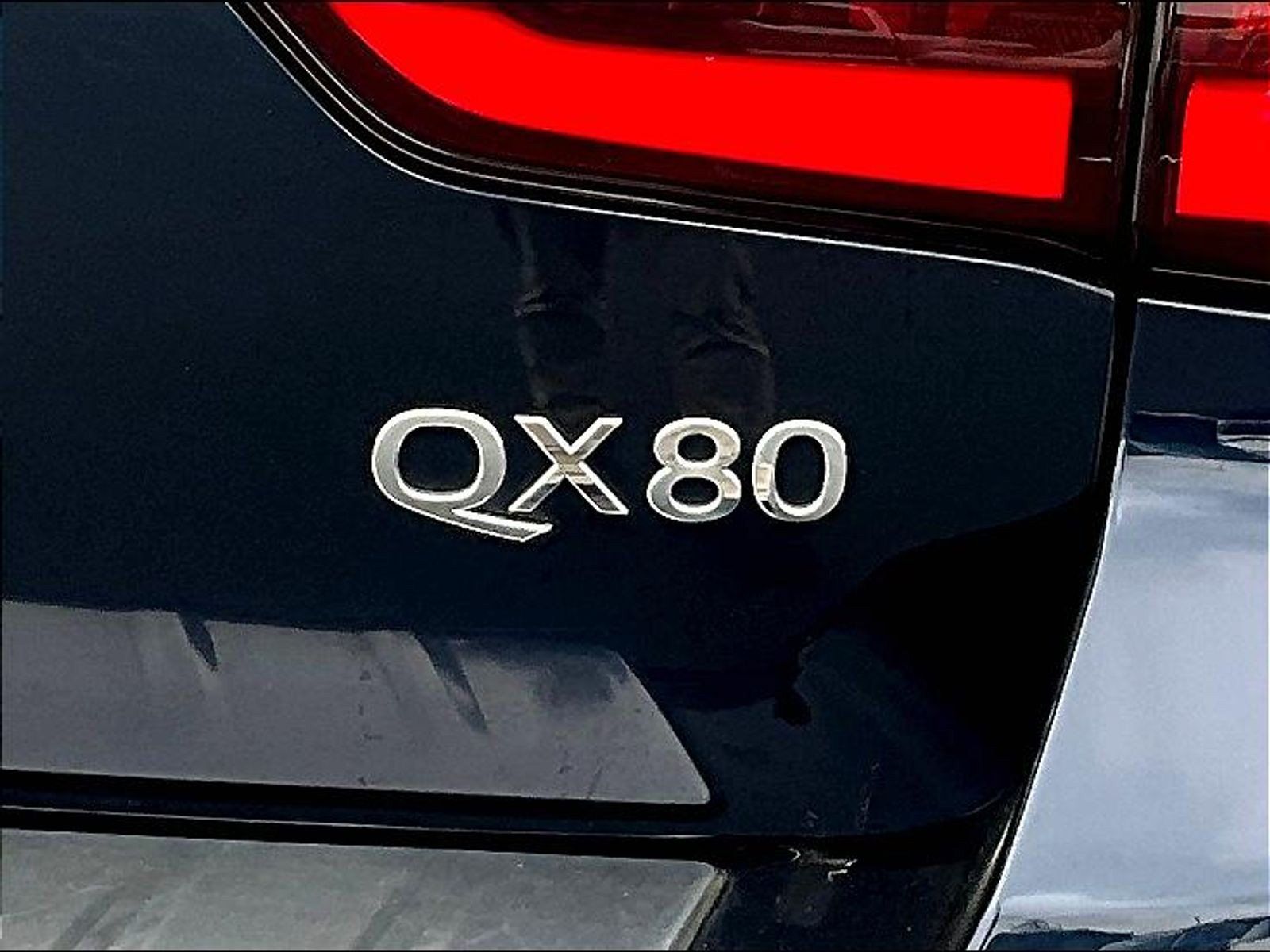 Used 2020 INFINITI QX80 Luxe w/ Sensory Package AWD/4WD image 24