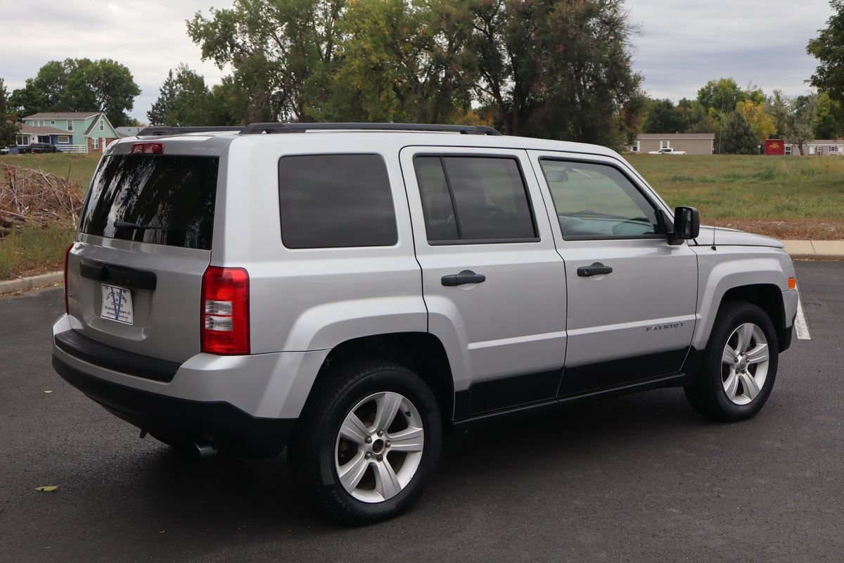 Used 2013 Jeep Patriot Sport AWD/4WD image 4