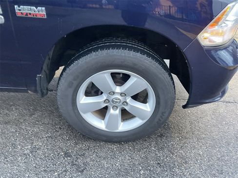 Used 2013 RAM 1500 Express image 11