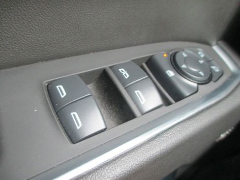 Used 2025 GMC Sierra 1500 Elevation w/ Elevation Premium Package image 30