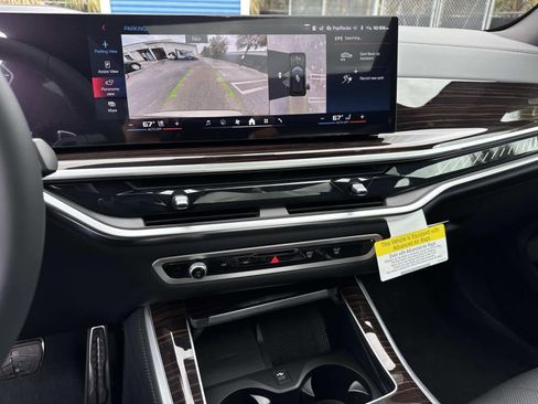 New 2026 BMW X5 M60i w/ Executive Package AWD/4WD image 25
