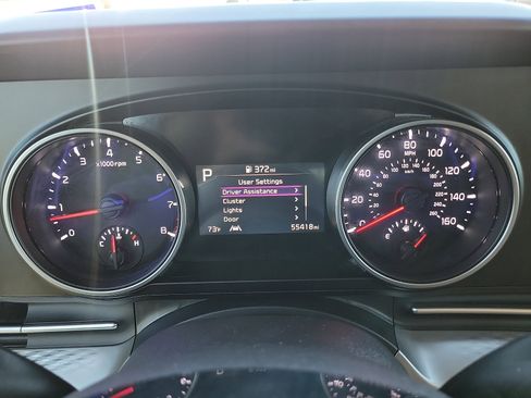 Used 2024 Kia Carnival LX image 18