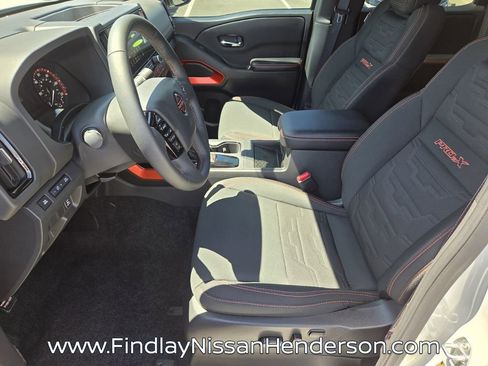 Used 2025 Nissan Frontier Pro-X w/ Pro Convenience Package RWD image 10