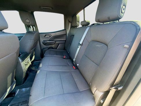 Used 2023 Chevrolet Colorado LT w/ LT Convenience Package image 19