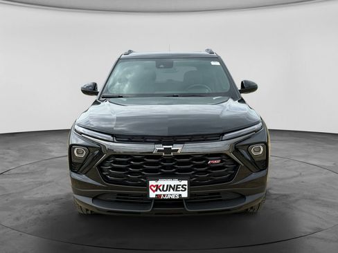 Used 2025 Chevrolet TrailBlazer RS w/ Convenience Package AWD/4WD image 3