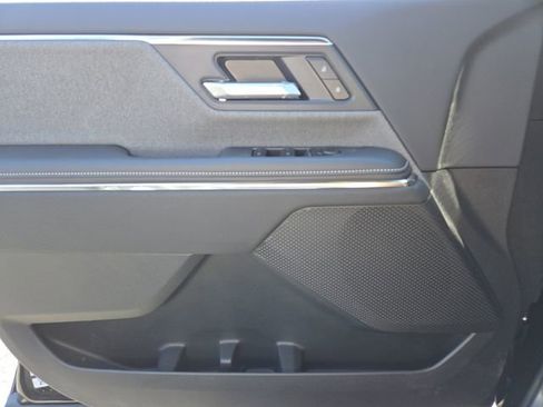 New 2026 GMC Sierra EV Elevation image 28