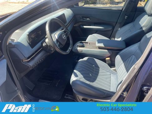 Used 2023 Nissan Ariya AWD/4WD image 23
