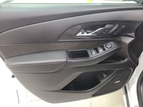 Used 2020 Chevrolet Traverse High Country AWD/4WD image 24