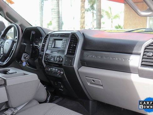 Used 2018 Ford F550 4x4 Crew Cab Super Duty image 33