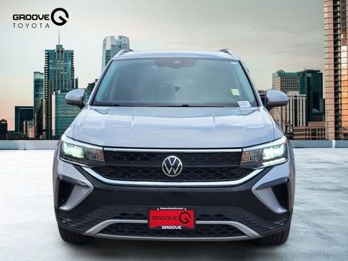 Used 2022 Volkswagen Taos SE AWD/4WD image 9