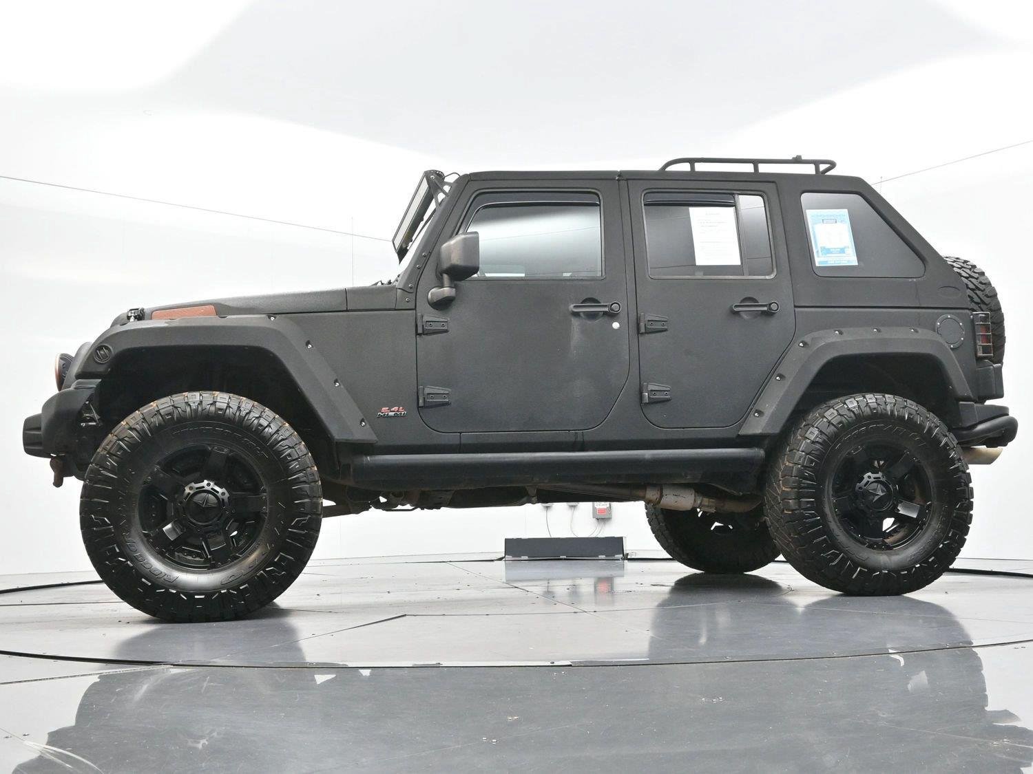 Used 2017 Jeep Wrangler Unlimited Rubicon AWD/4WD image 46