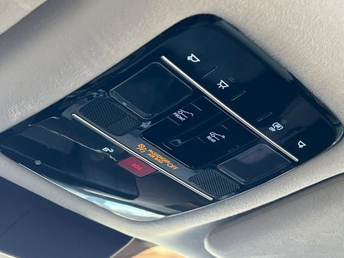 Used 2025 Hyundai Santa Fe Calligraphy image 25