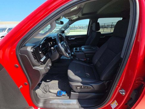 Used 2022 Chevrolet Silverado 1500 LT RWD image 7