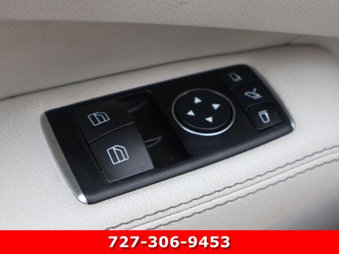 Used 2014 Mercedes-Benz SL 550 image 18