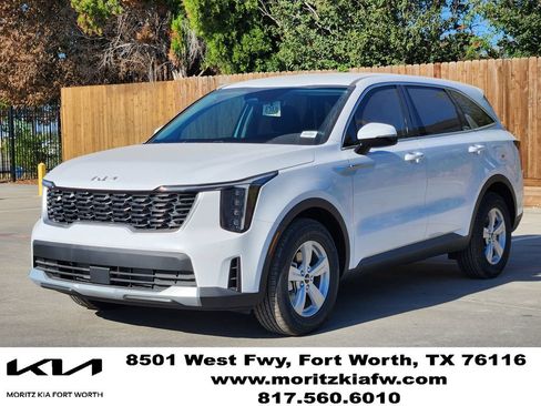 New 2026 Kia Sorento LX FWD image 2