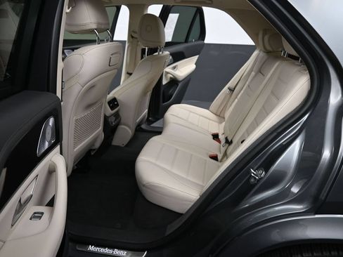 Used 2020 Mercedes-Benz GLE 580 4MATIC image 11
