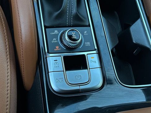 Used 2024 Kia Telluride EX X-Line AWD/4WD image 35