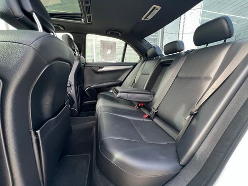 Used 2014 Mercedes-Benz C 250 Sedan image 19