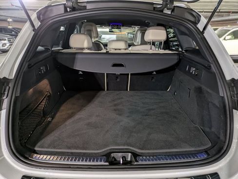 Certified 2025 Mercedes-Benz GLC 300 image 10