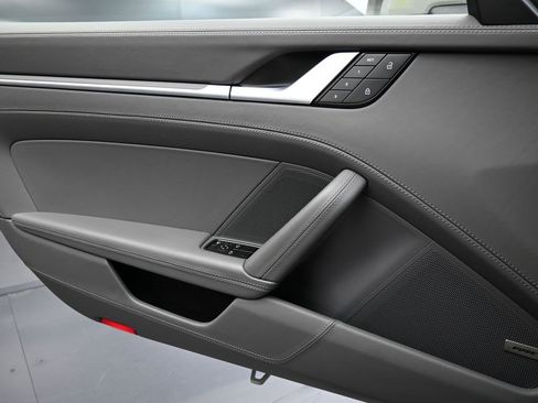 Used 2022 Porsche 911 Carrera GTS image 8