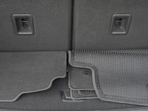 Used 2023 Cadillac XT6 Sport w/ Platinum Package image 33