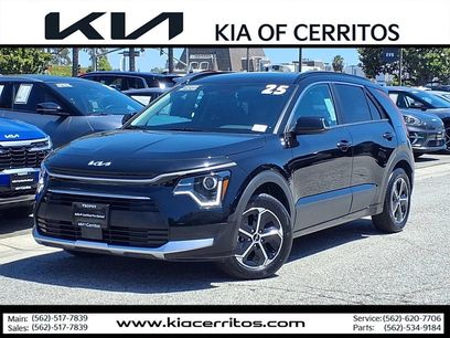 Certified 2025 Kia Niro EX