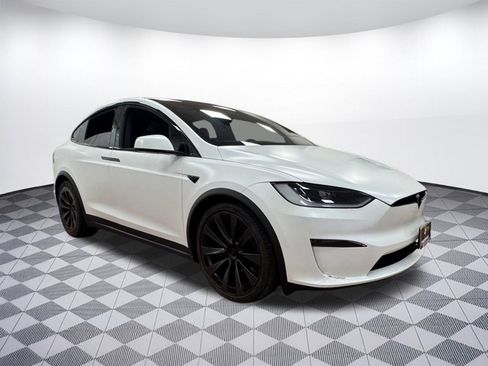 Used 2023 Tesla Model X image 5