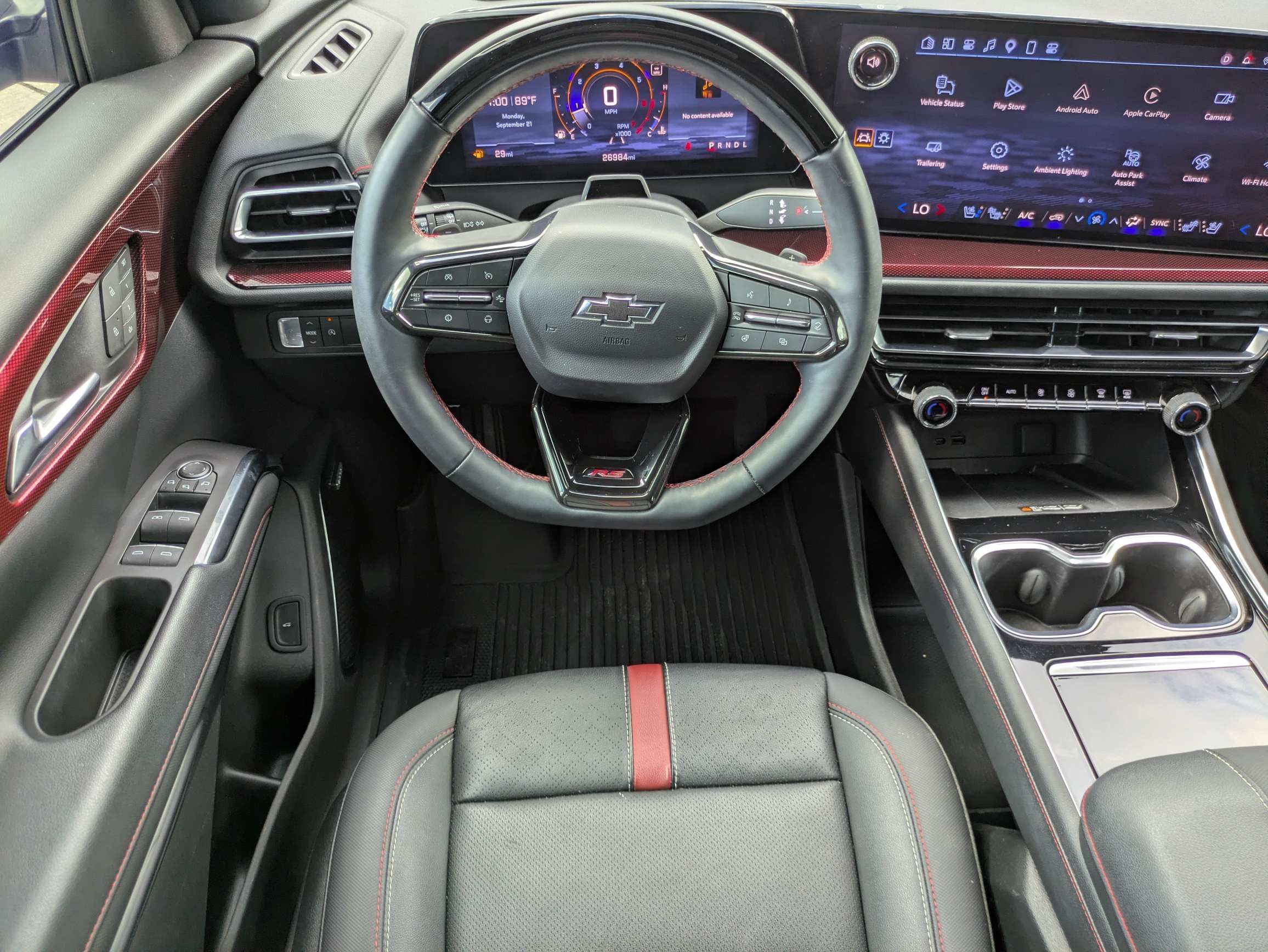 Used 2024 Chevrolet Traverse RS FWD image 4