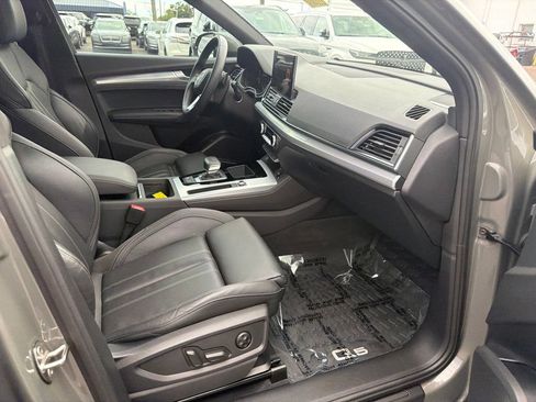 Used 2023 Audi Q5 2.0T Prestige w/ Prestige Package AWD/4WD image 16