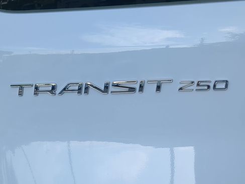 Used 2024 Ford Transit 250 Low Roof w/ Exterior Upgrade Package RWD image 47