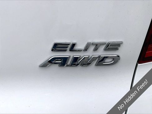Used 2017 Honda Pilot Elite image 8