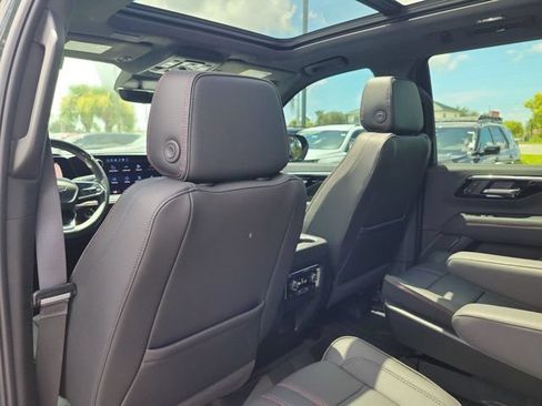 Used 2026 Chevrolet Tahoe RST w/ Advanced Technology Package AWD/4WD image 18