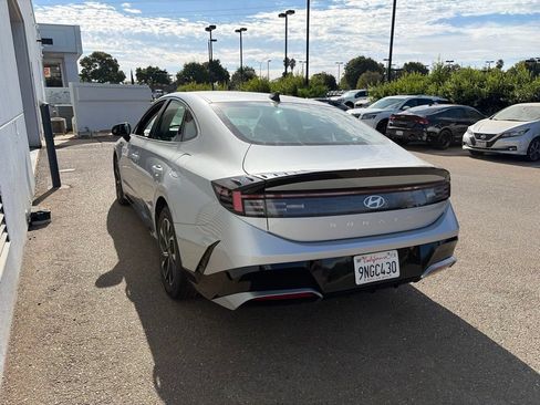Used 2025 Hyundai Sonata SEL FWD image 4