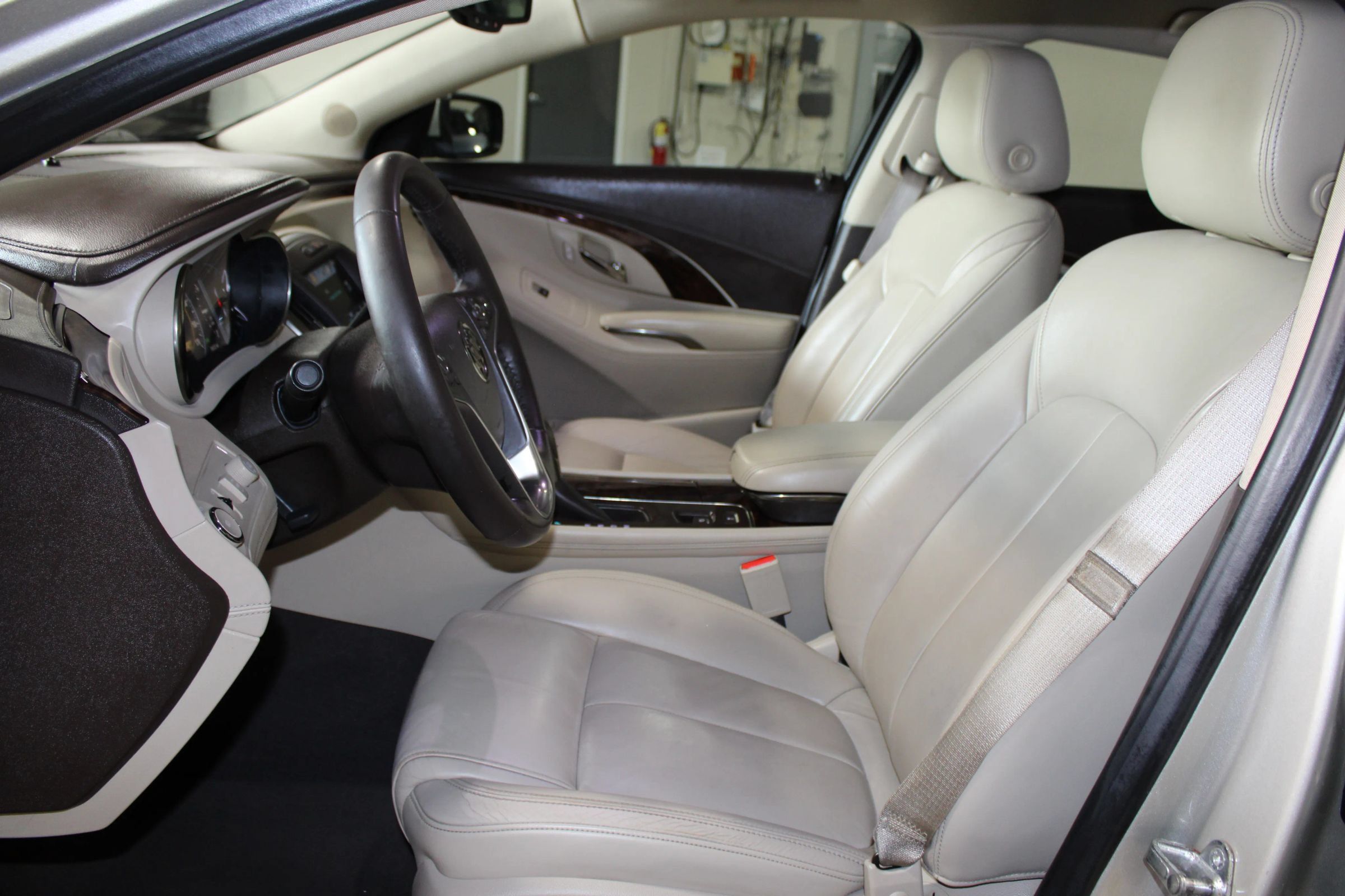 Used 2016 Buick LaCrosse Sport Touring w/ Experience Buick Package FWD image 22