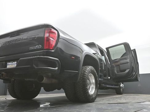 Used 2022 Chevrolet Silverado 3500 High Country w/ Safety Package II AWD/4WD image 52