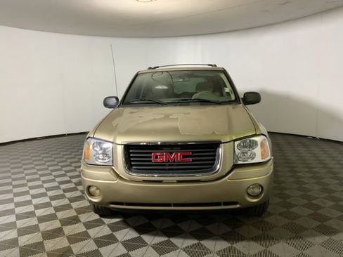 Used 2004 GMC Envoy SLE AWD/4WD image 2