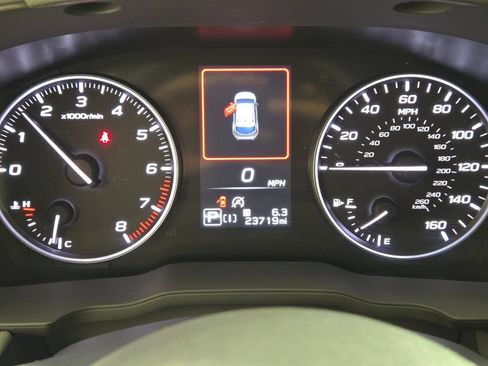 Certified 2024 Subaru Crosstrek 2.0i Premium AWD/4WD image 27