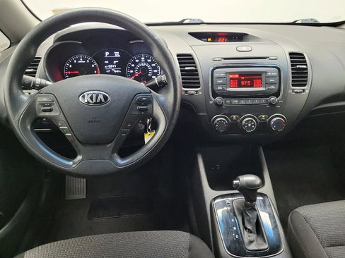 Used 2017 Kia Forte LX image 22