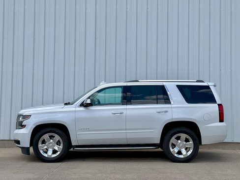 Used 2017 Chevrolet Tahoe Premier AWD/4WD image 3